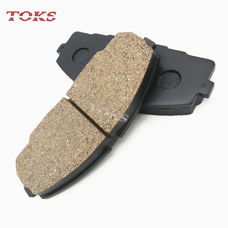Good Quality Auto Front disc brake pads price 04465-26421 for toyota HIACE