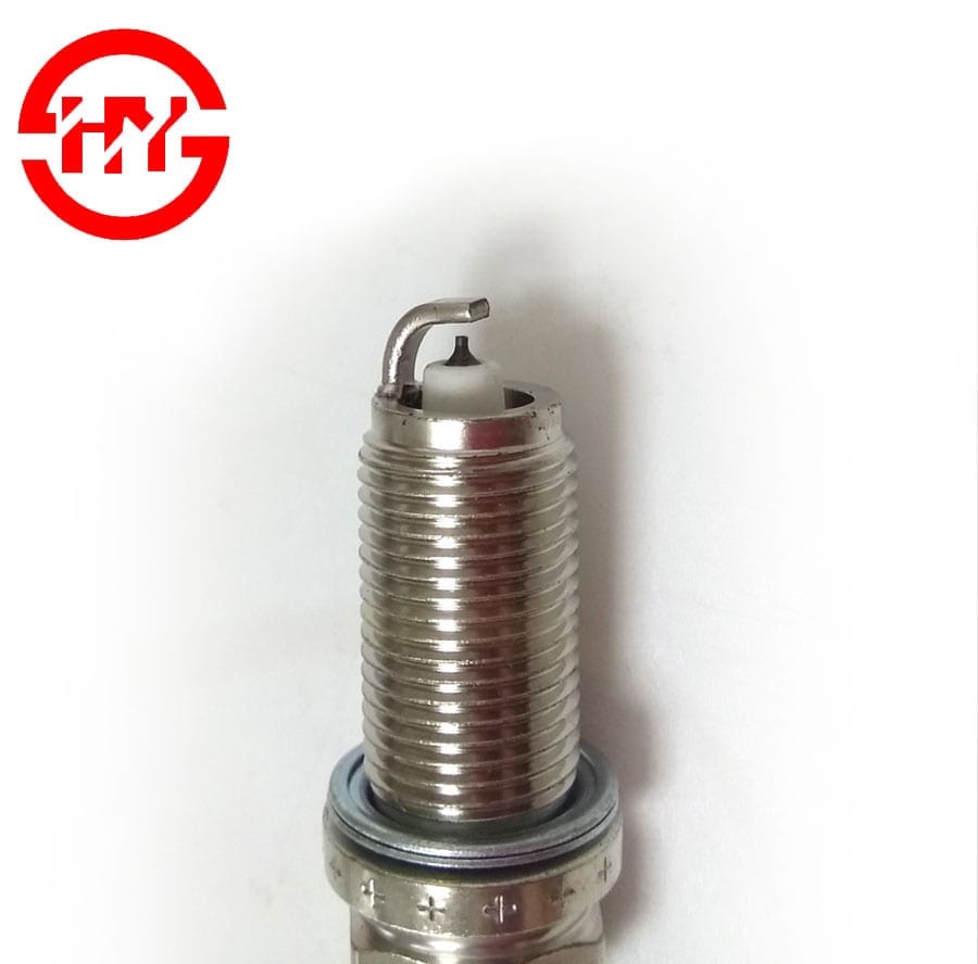hight quality ignition plug 90919-01233 FOR CITROE* C1(PM_,PN_)1.0 06.05 998 Car Plug